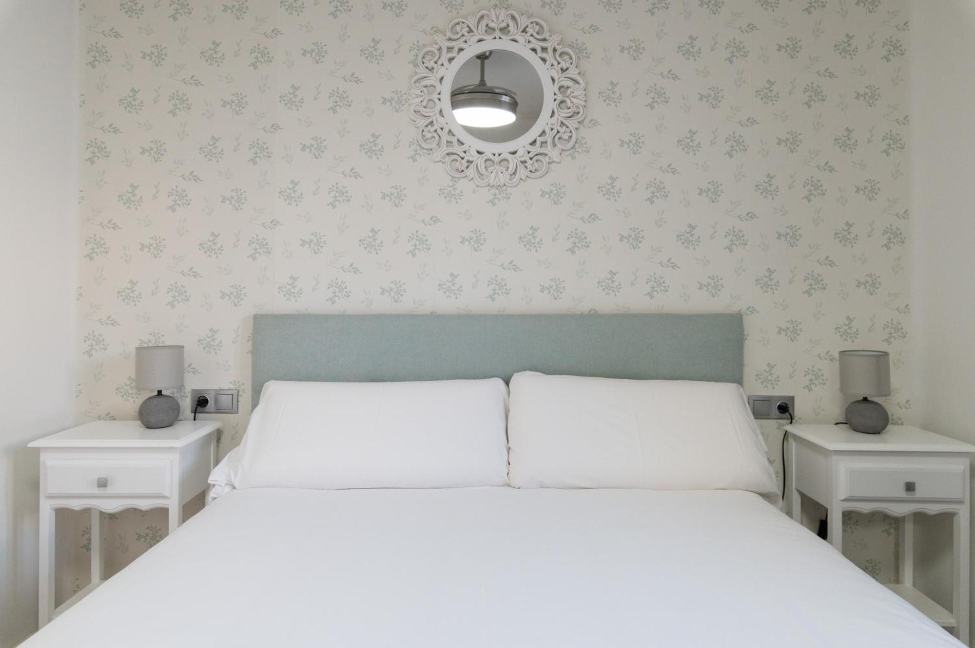 Apartamento Triana Habitame Inmobiliaria Sevilla Exteriör bild